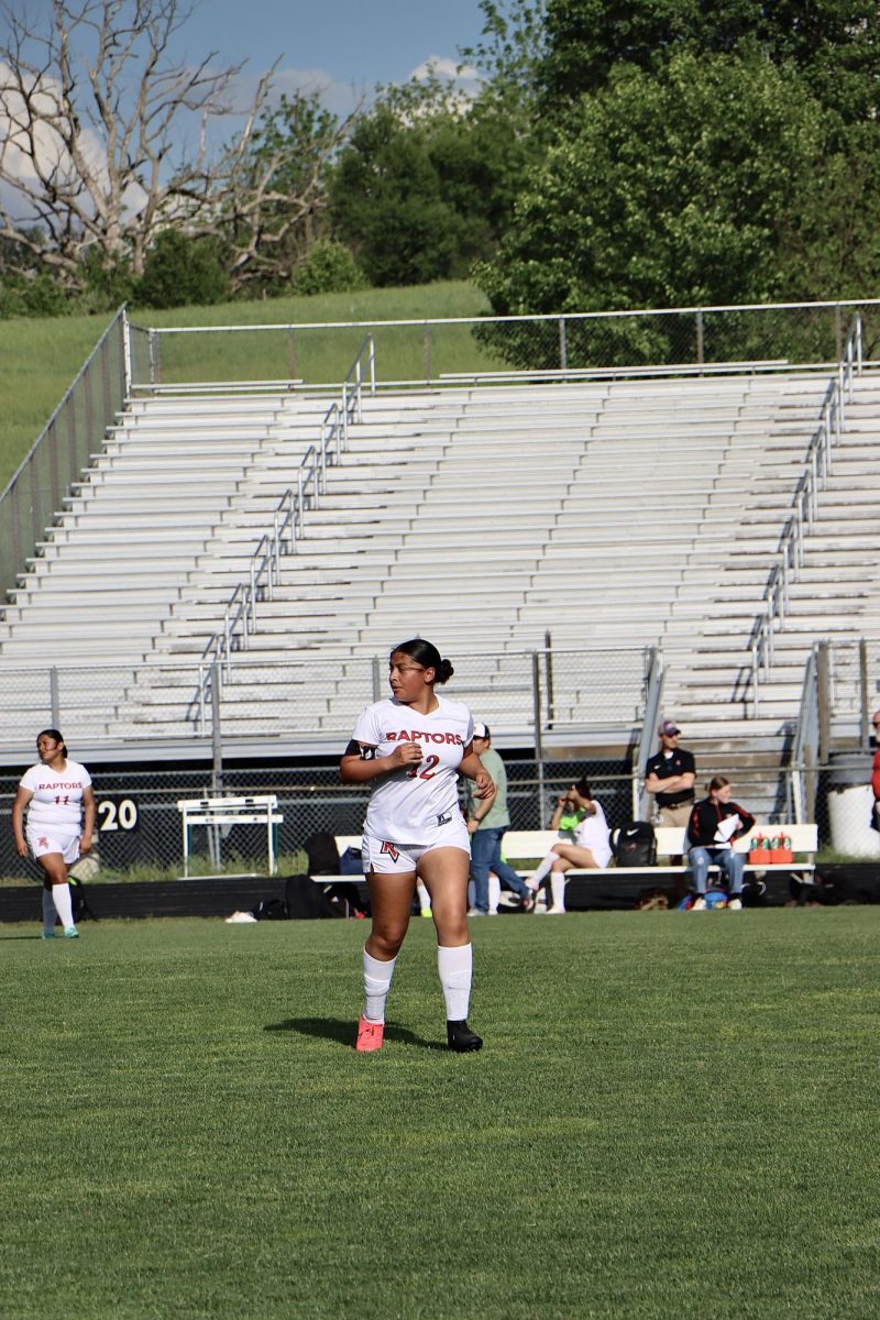 Jacqueline Sagastume Chavez	Playing in Mid watching for that pass to get to her.